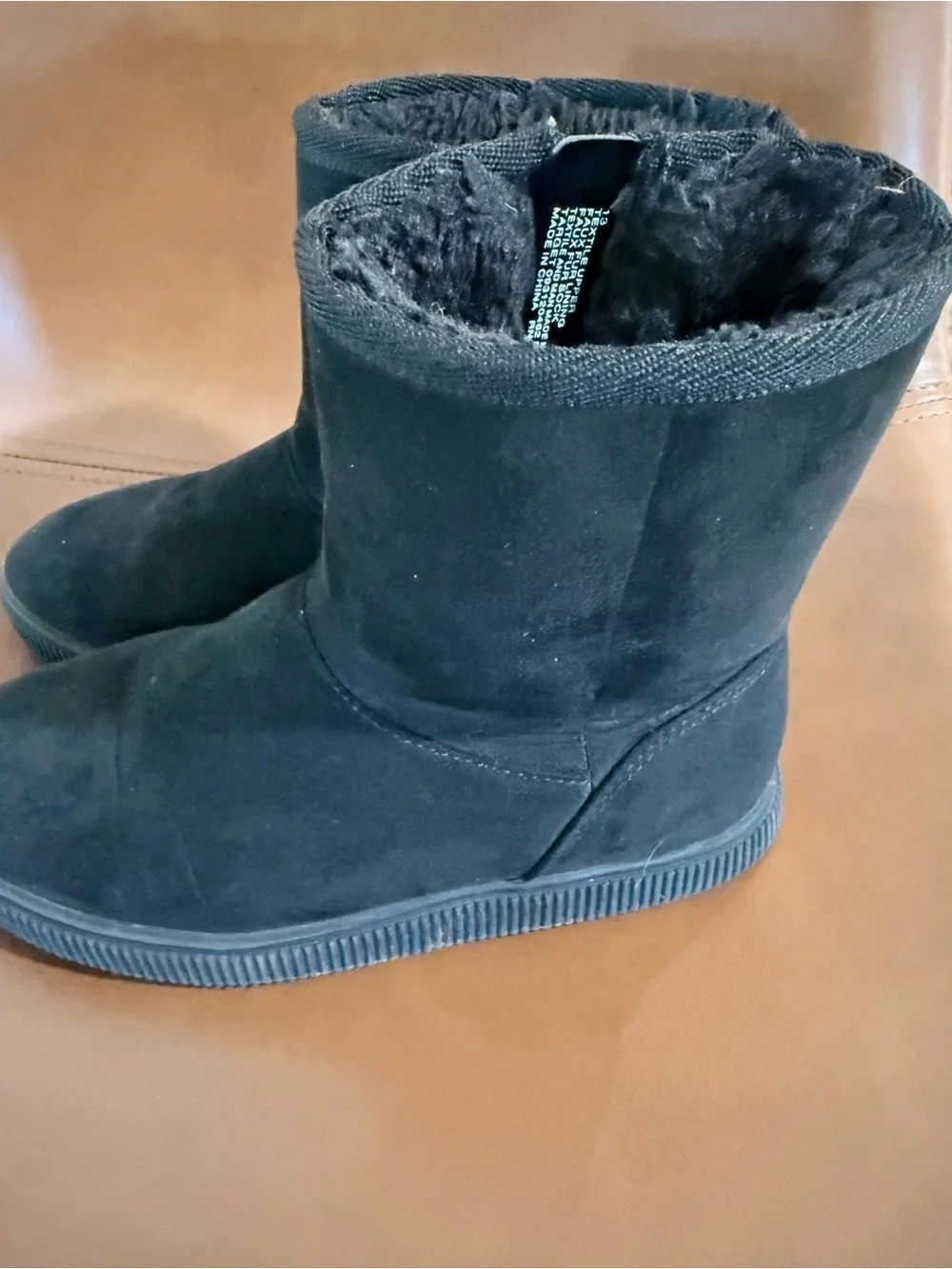 Cat and Jack Size13 Black Suede Short Winter Boots